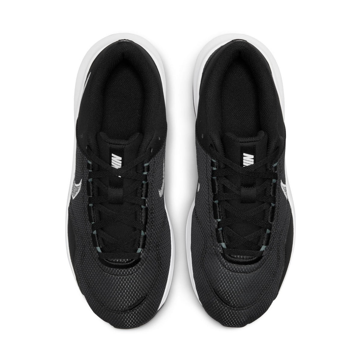 Running Shoes M90042