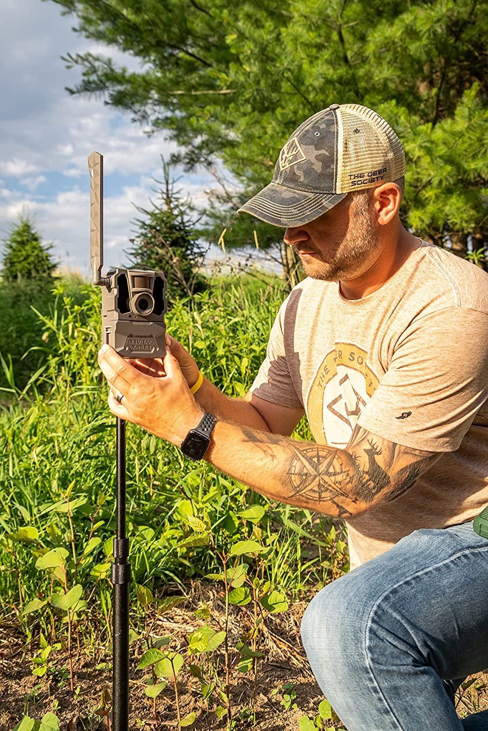 Cellular Trail Camera with Solar Panel C94343