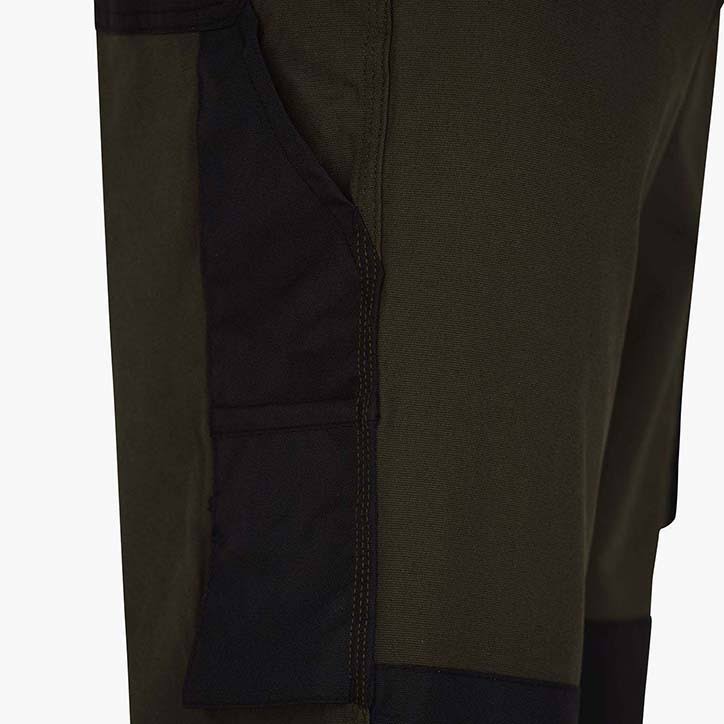 Green Stretch Performance Pants M254