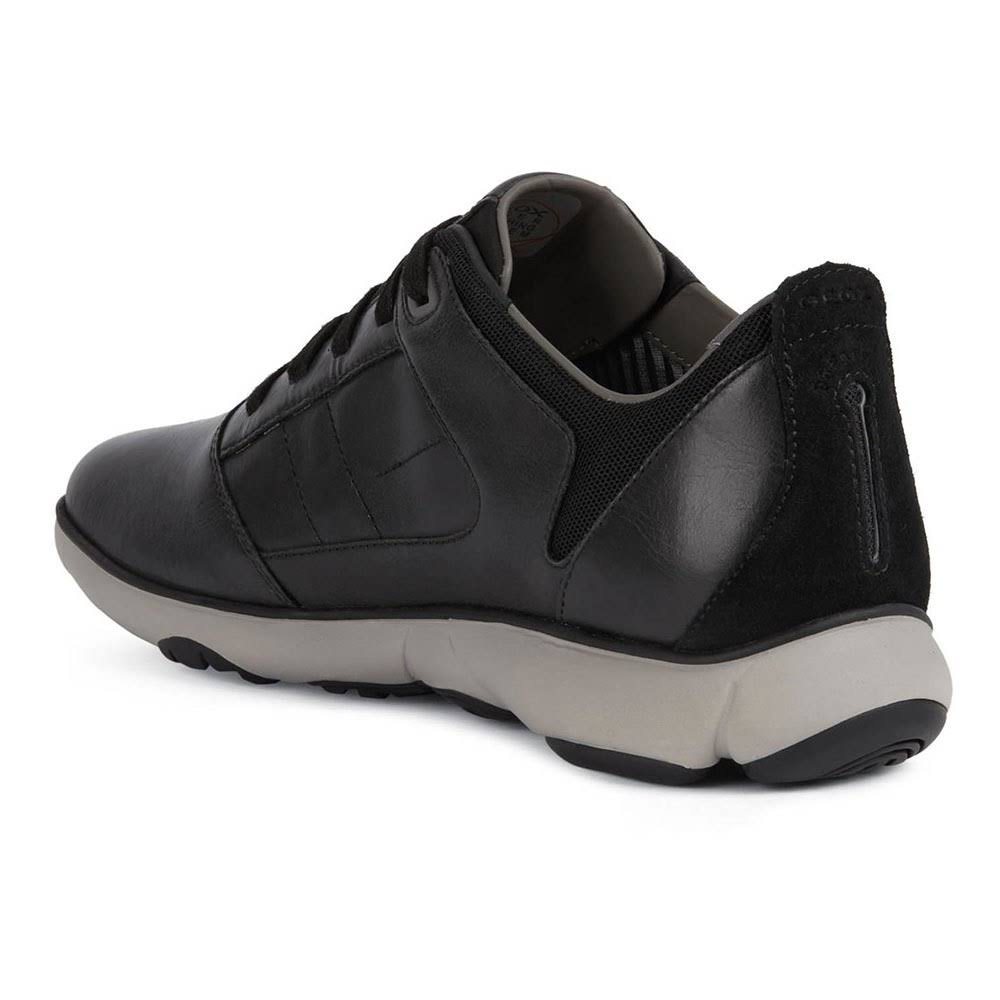 Nebula Trainers 8 A85131