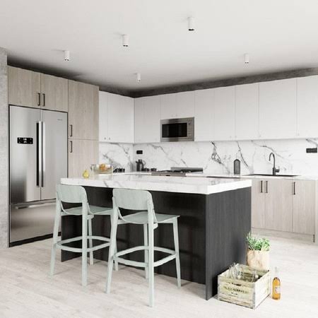 2-Door Base Cabinet in Shaker White X615930