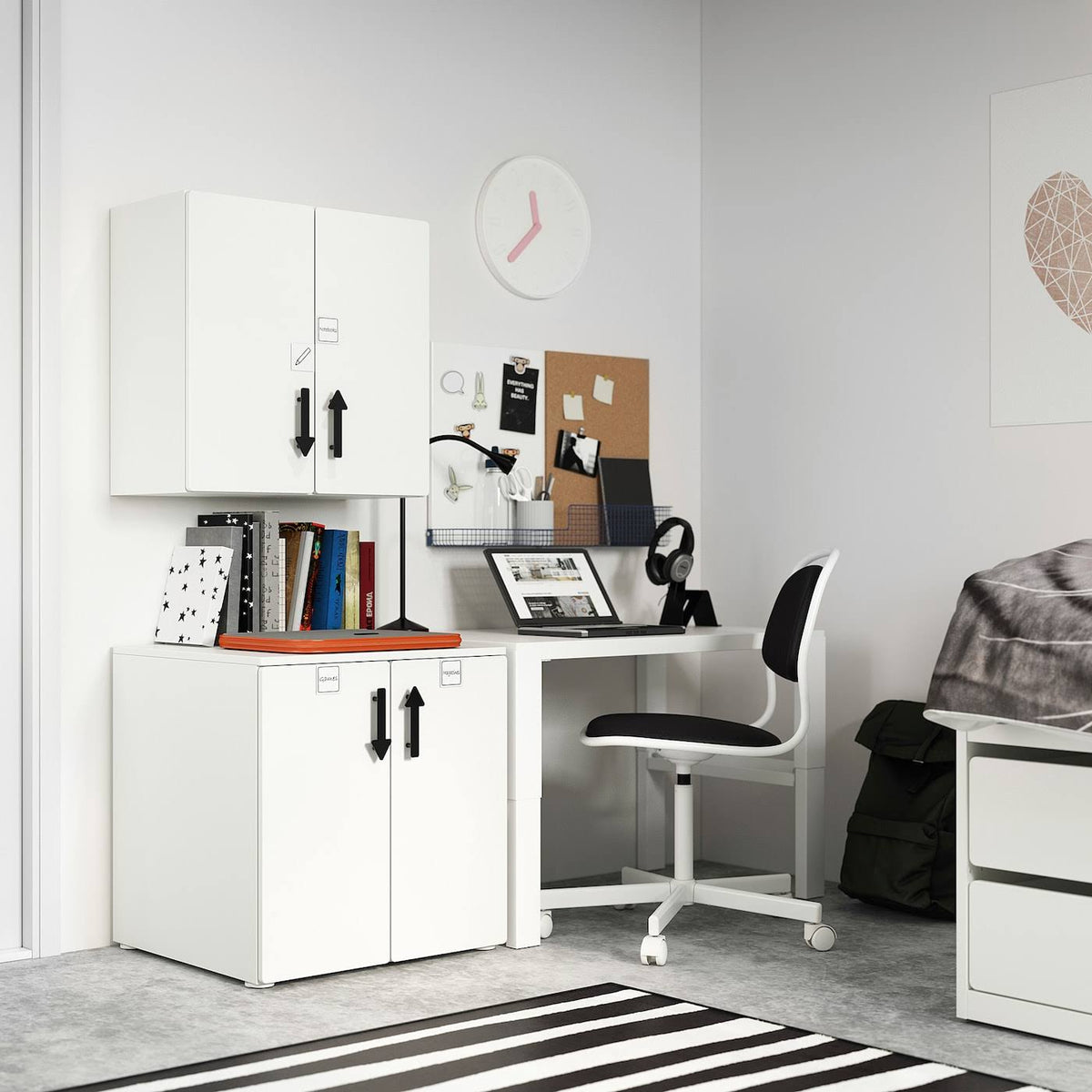 White Wall Cabinet with 1 Shelf M733590