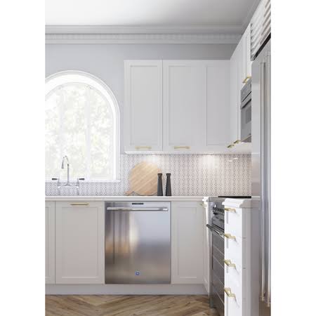 2-Door Base Cabinet in Shaker White X615930