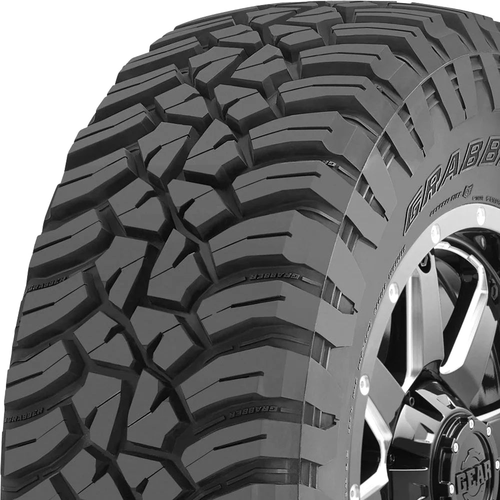 Mud Terrain Light Truck Tire I2487