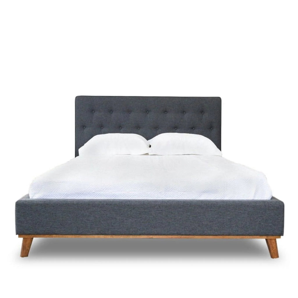 Queen Platform Bed & 5-Drawer Dresser C368143