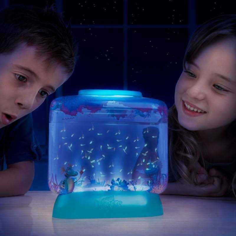 Aqua Dragons Habitat LED Light Up Tank V32306